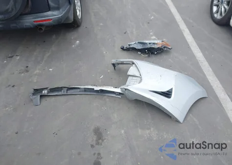 2017 Toyota Corolla Le z USA, uszkodzony, nr VIN 5YFBURHE1HP734410